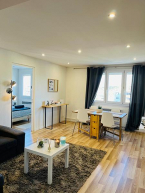 3 chambres Situation idéale Aux portes de Lyon Tout confort
